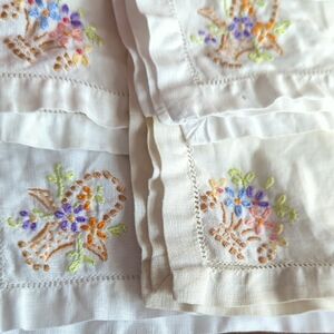 Flower Basket Napkins